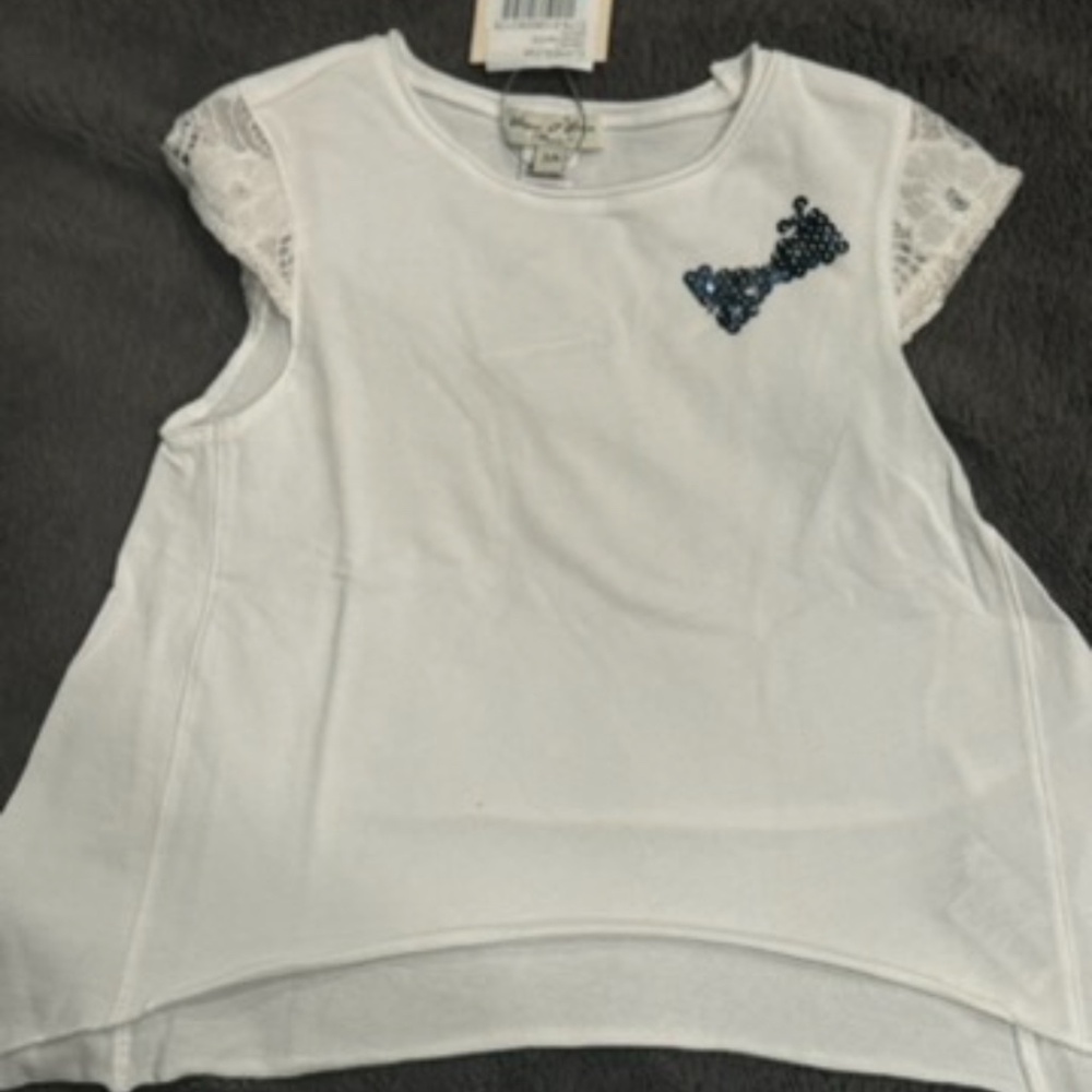 Girl’s t-shirt